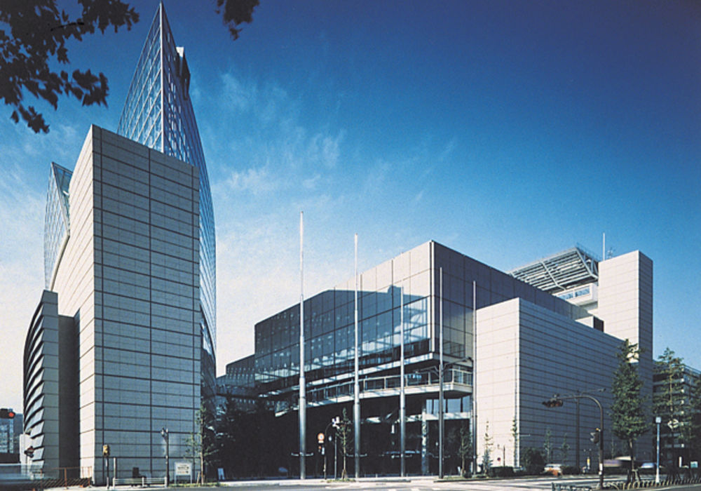 東京国際フォーラム電気設備工事